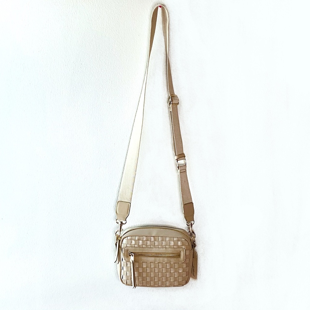 NWT Universal Thread Target Checker Crossbody Bag